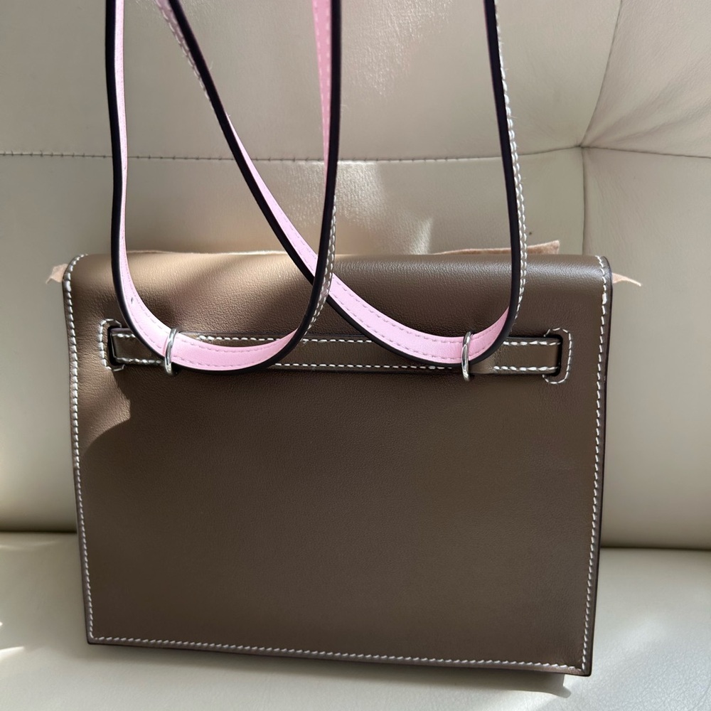 Grey swift leather bag